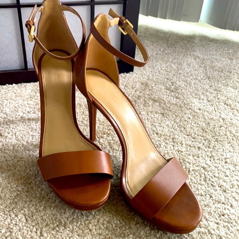 Strappy High Heel Michael Kors Tan